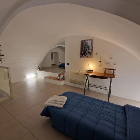 Polignano A Mare: Sulla Piazza Di Domenico Modugno Villa Exterior foto