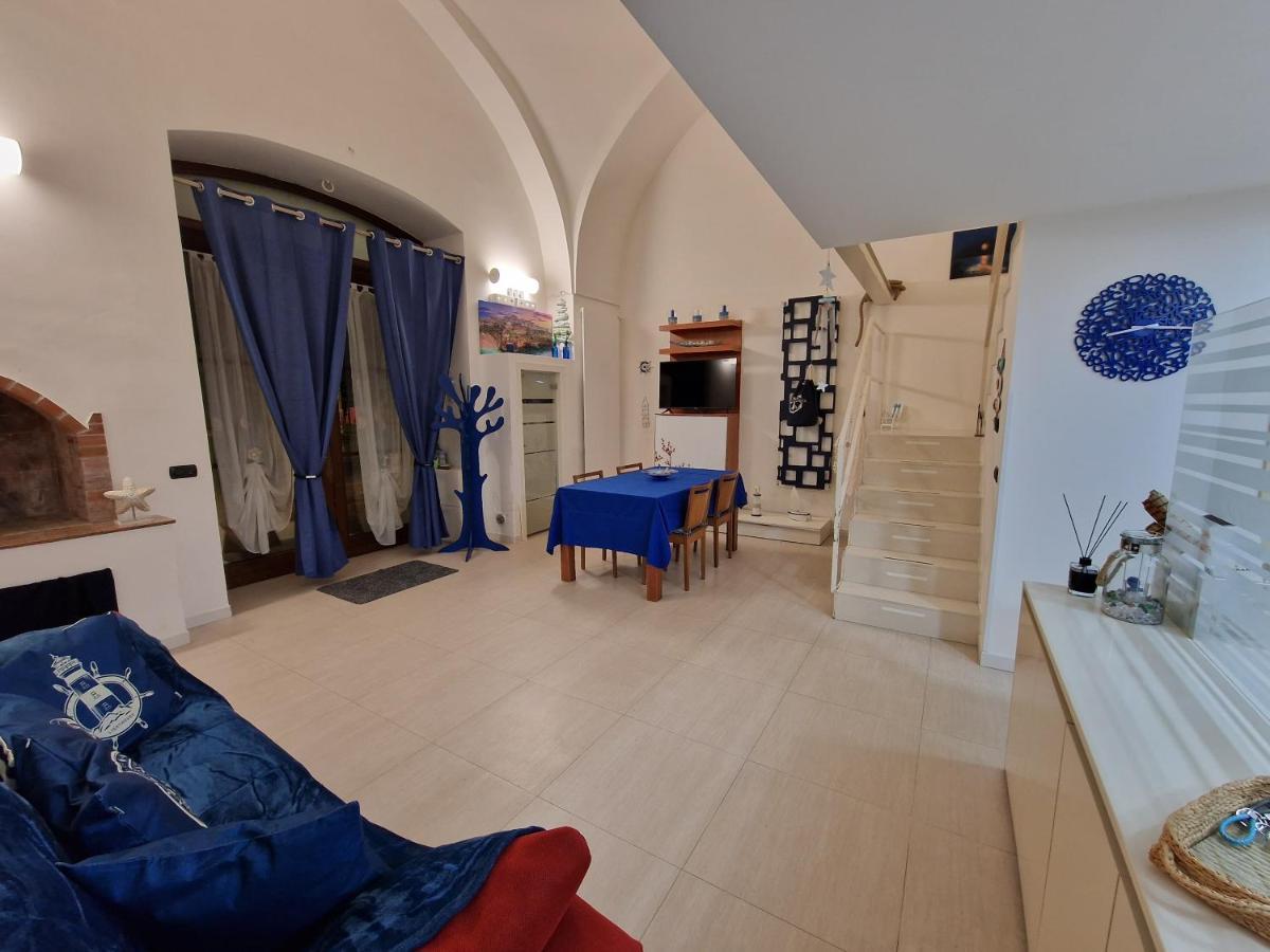Polignano A Mare: Sulla Piazza Di Domenico Modugno Villa Exterior foto