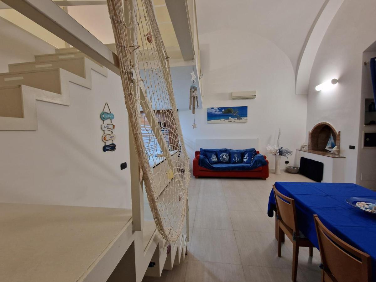 Polignano A Mare: Sulla Piazza Di Domenico Modugno Villa Exterior foto